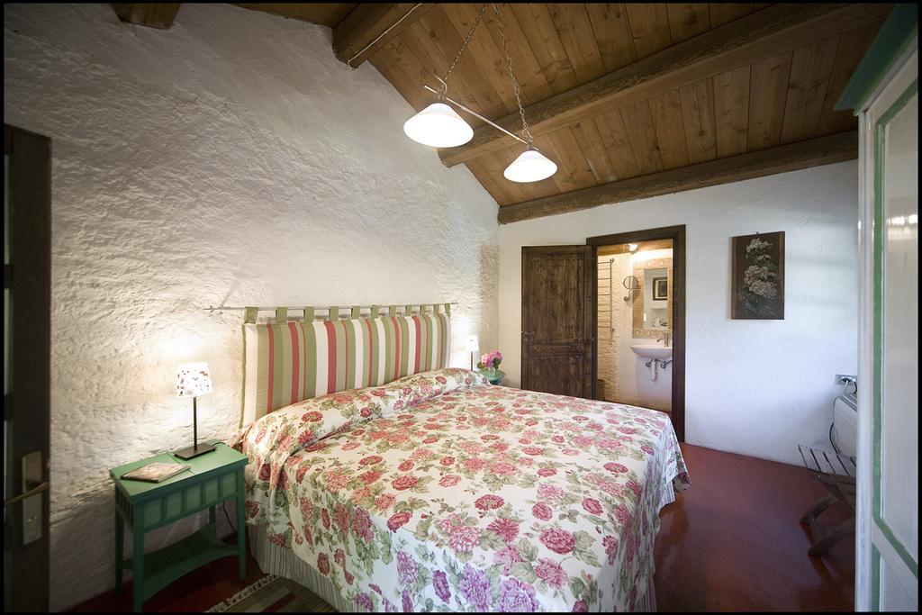 Agriturismo Famiglia Al Castello Di Bagnolo Bagnolo Piemonte Rom bilde