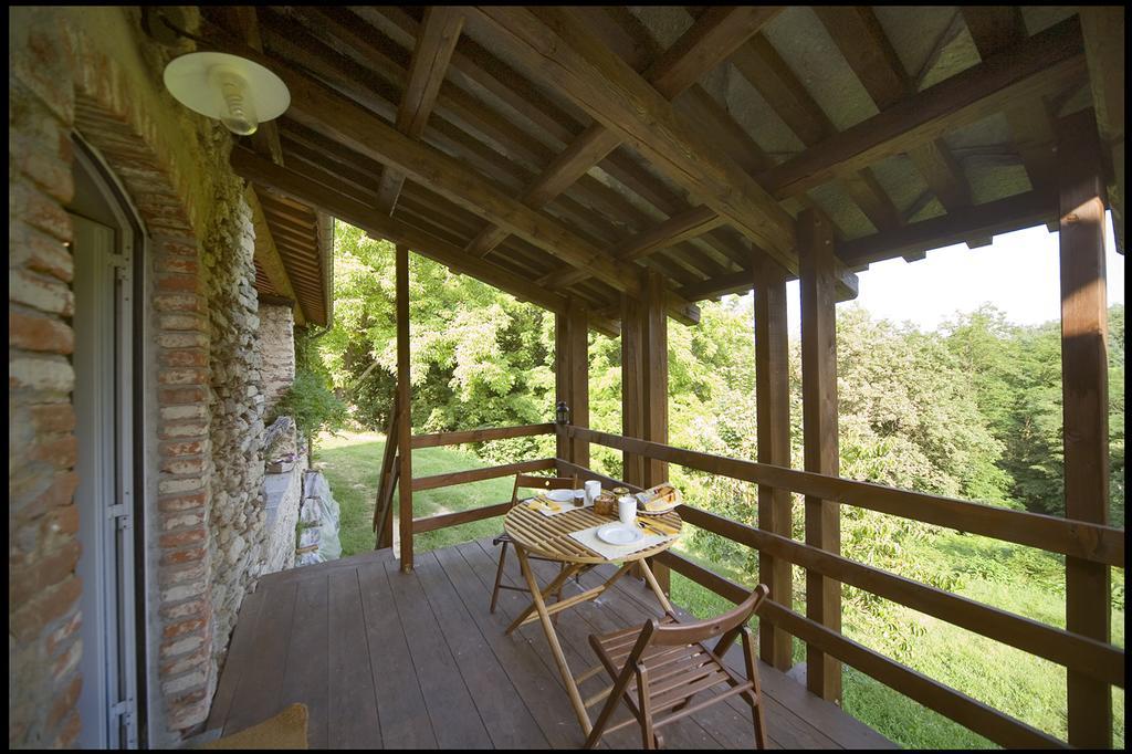 Agriturismo Famiglia Al Castello Di Bagnolo Bagnolo Piemonte Rom bilde