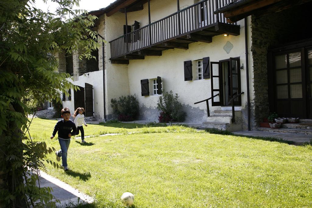 Agriturismo Famiglia Al Castello Di Bagnolo Bagnolo Piemonte Rom bilde