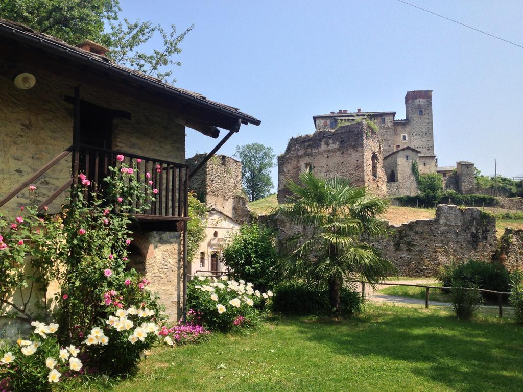 Agriturismo Famiglia Al Castello Di Bagnolo Bagnolo Piemonte Rom bilde