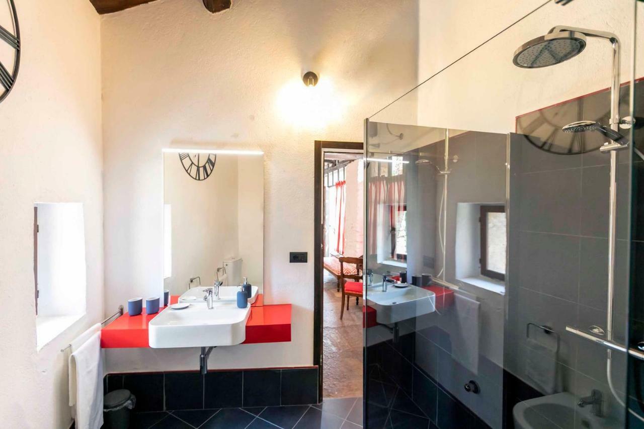 Agriturismo Famiglia Al Castello Di Bagnolo Bagnolo Piemonte Eksteriør bilde