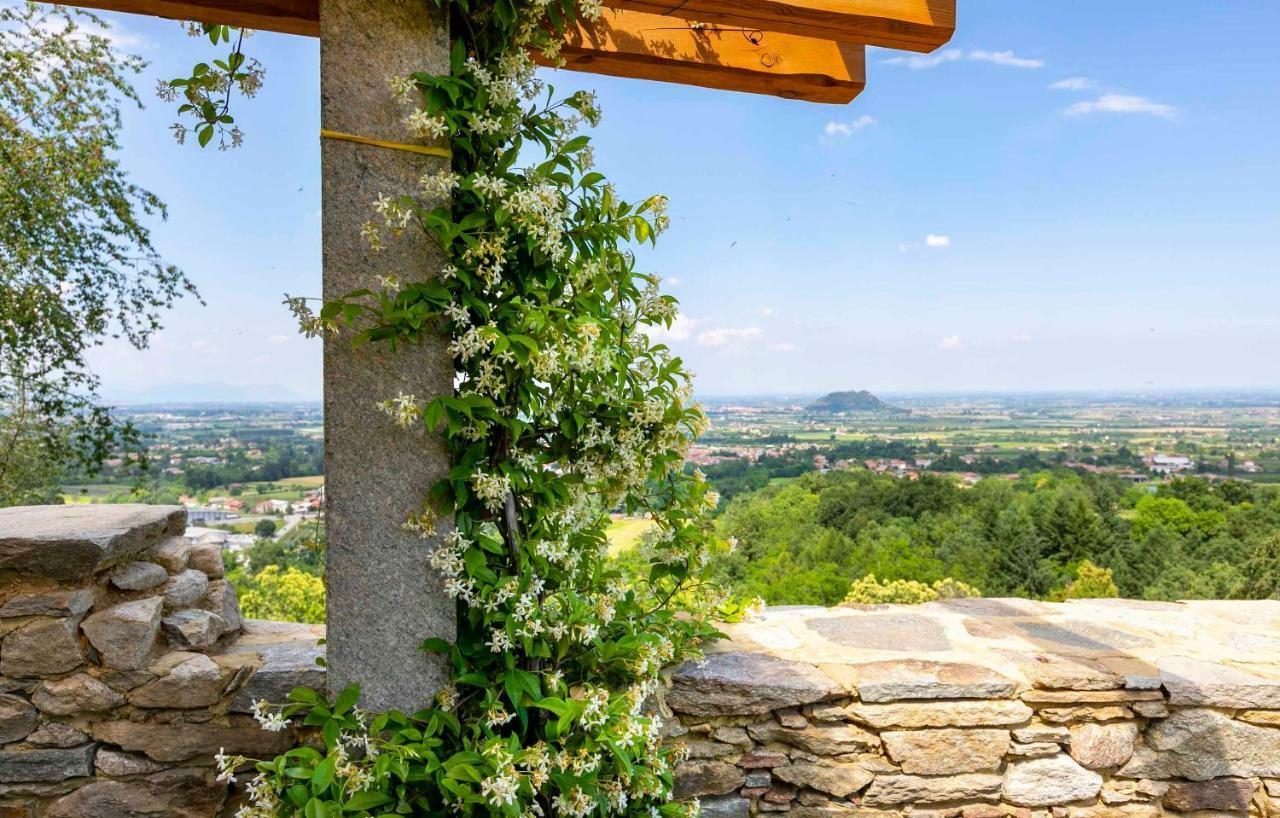 Agriturismo Famiglia Al Castello Di Bagnolo Bagnolo Piemonte Eksteriør bilde