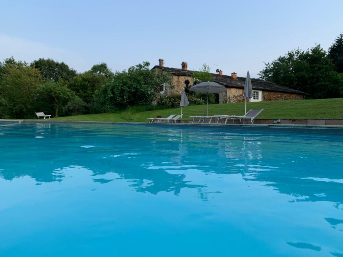 Agriturismo Famiglia Al Castello Di Bagnolo Bagnolo Piemonte Eksteriør bilde