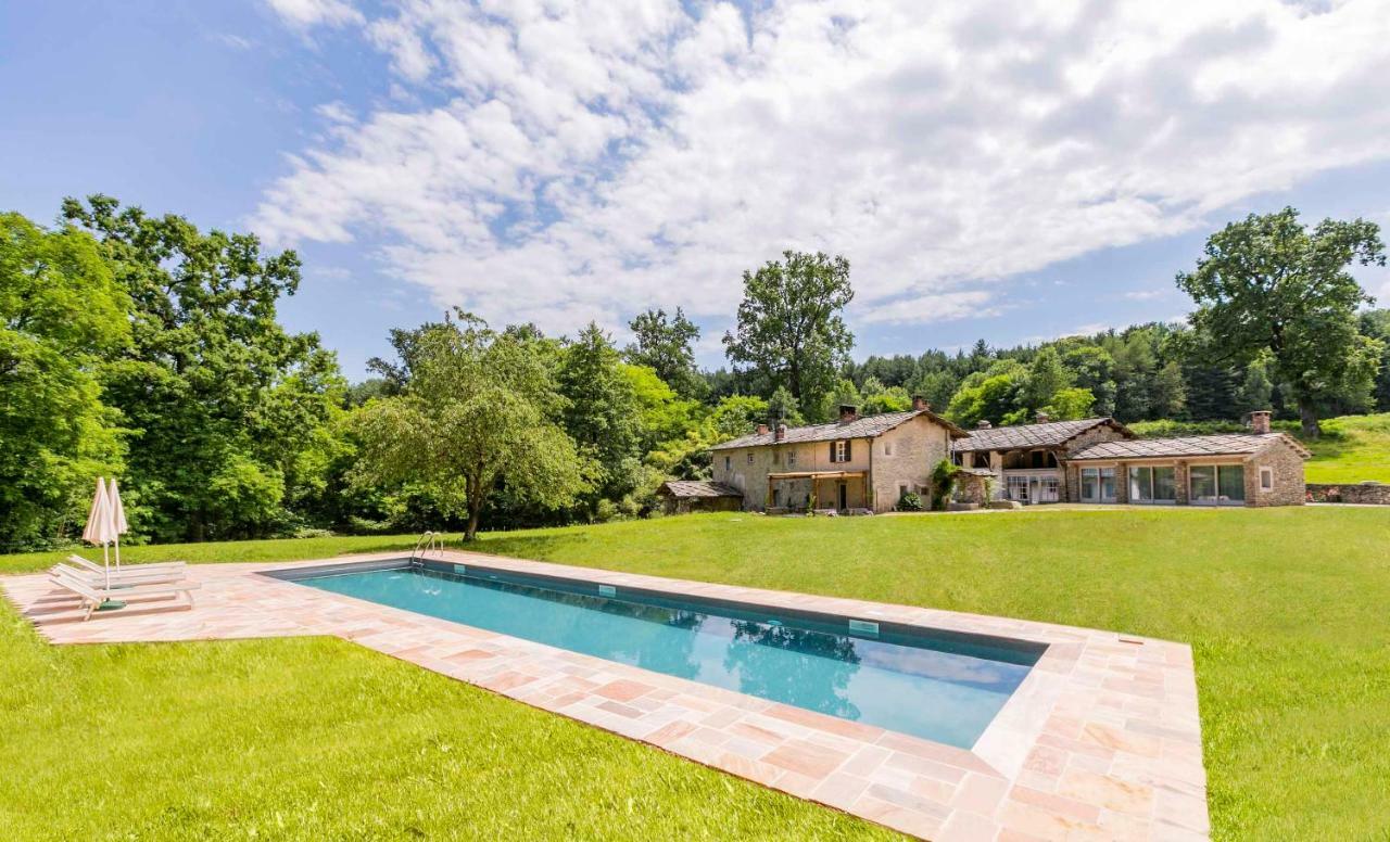 Agriturismo Famiglia Al Castello Di Bagnolo Bagnolo Piemonte Eksteriør bilde